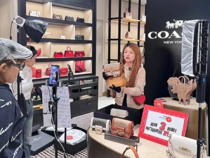 1704339865585042299727_545